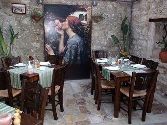 Restaurants et tavernes sur l'île de Crète, le Pigadi